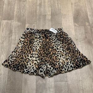 NWT By Together Cheetah Print Pleated Chiffon Lined Flared‎ Short Shorts